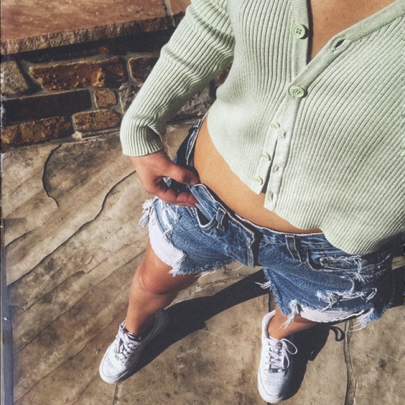 • Meet Your Posher, Katya • - Picture 5 of 6